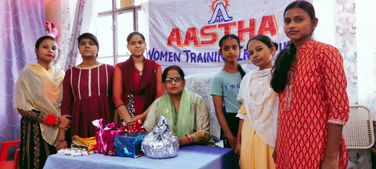 Children's Day Celebrations: Competitions and Outing for Girls by Astha Sanstha Prayagraj