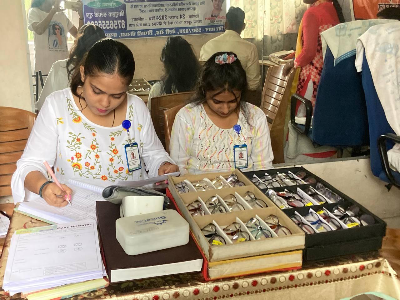 प्रयागराज में ASTHA NGO द्वारा नि:शुल्क नेत्र शिविर का सफल आयोजन