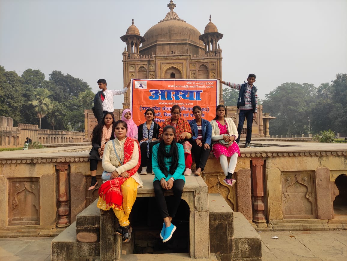 Picnic Organized by Astha NGO, Prayagraj